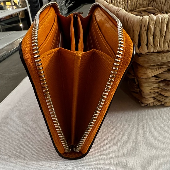 Coach Wallet - Picture 6 of 9